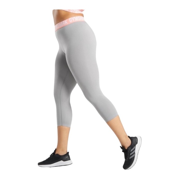 GYMSHARK Fit Active Seamless Cropped Leggings Women’s SZ Small in Grey Athletic - Picture 1 of 12